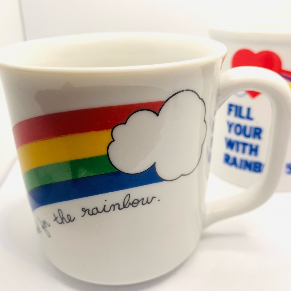 Vintage 80s Rainbow Coffee Mugs - Picture 4 of 12